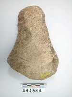 藏品(大型淺腰舌刃打製石斧)的圖片